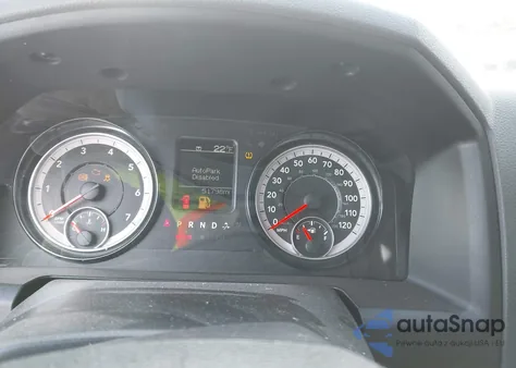 2019 Ram 1500 Classic z USA, uszkodzony, nr VIN 1C6RR7FG4KS736142